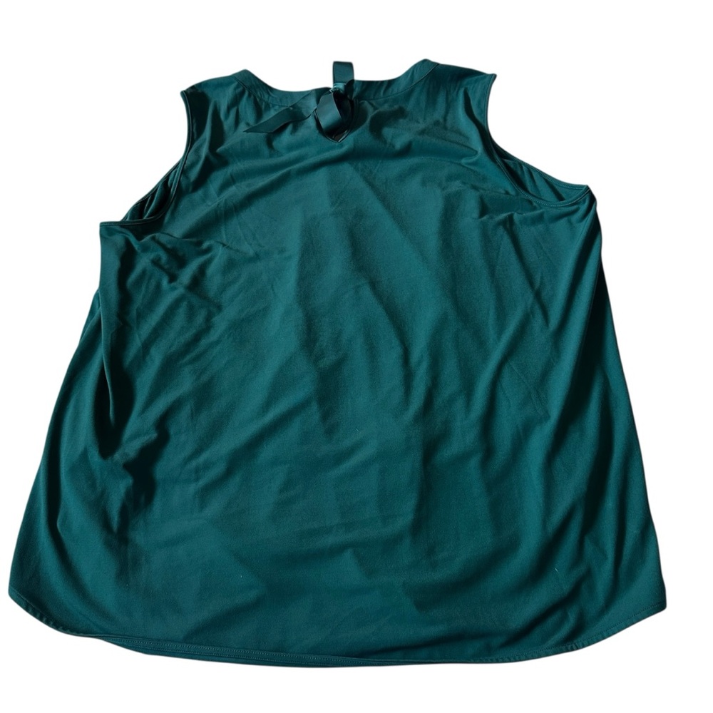 41 HAWTHORN - Clearwater Mixed Material Surplice Blouse 3X Plus | Dark Green - Picture 4 of 9